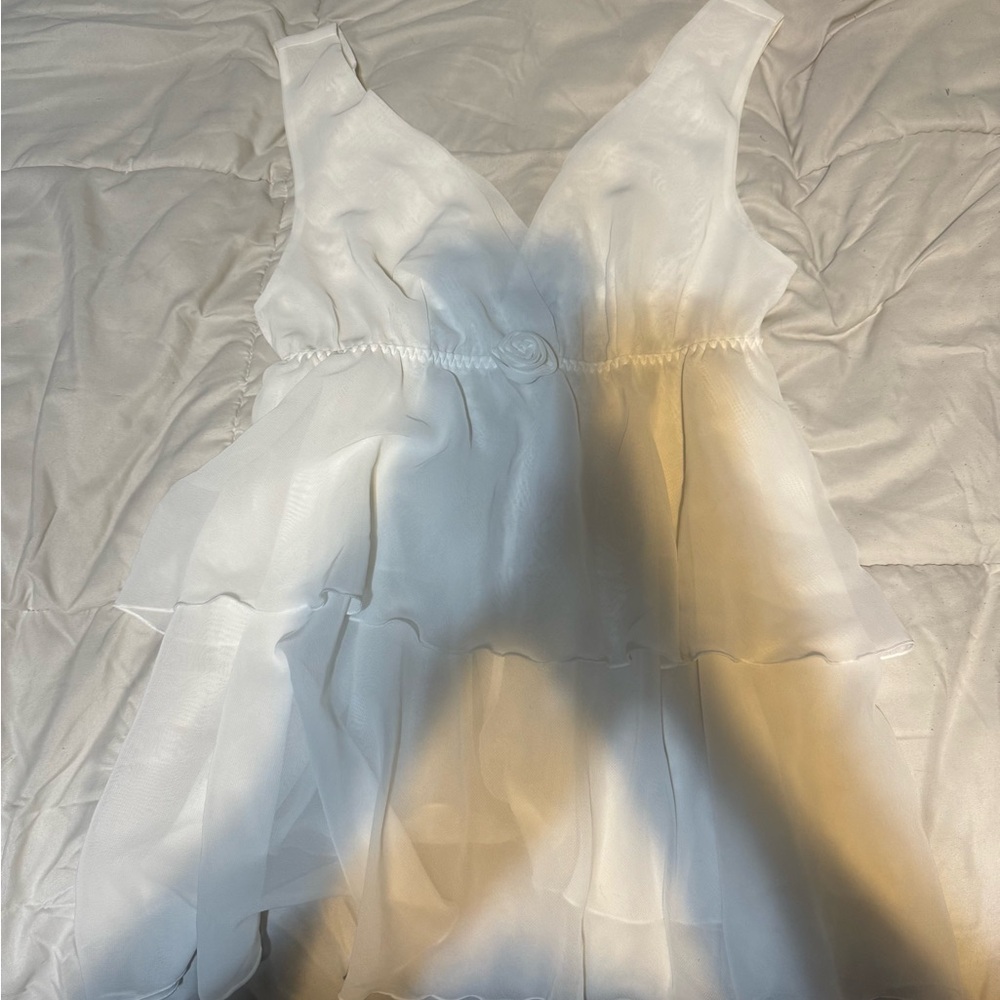 Elegant White Chiffon Chemise